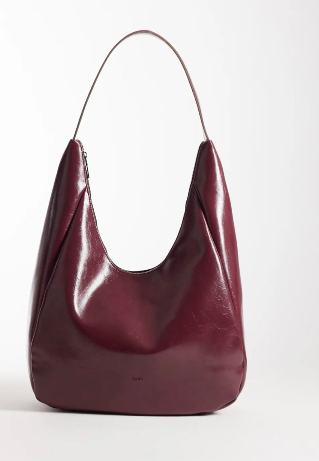 PASQ slouchy shoulder bag in shiny burgundy
